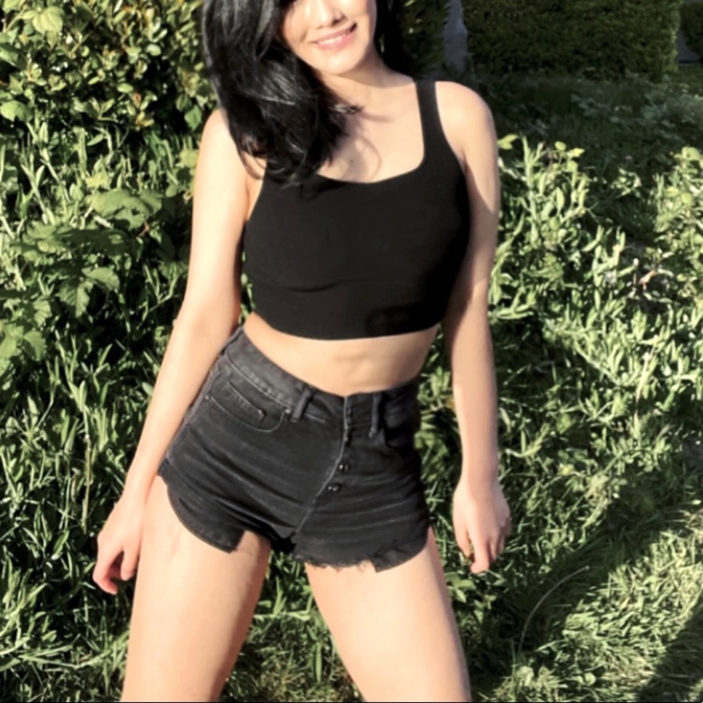 Shorts - Picture 2 of 2